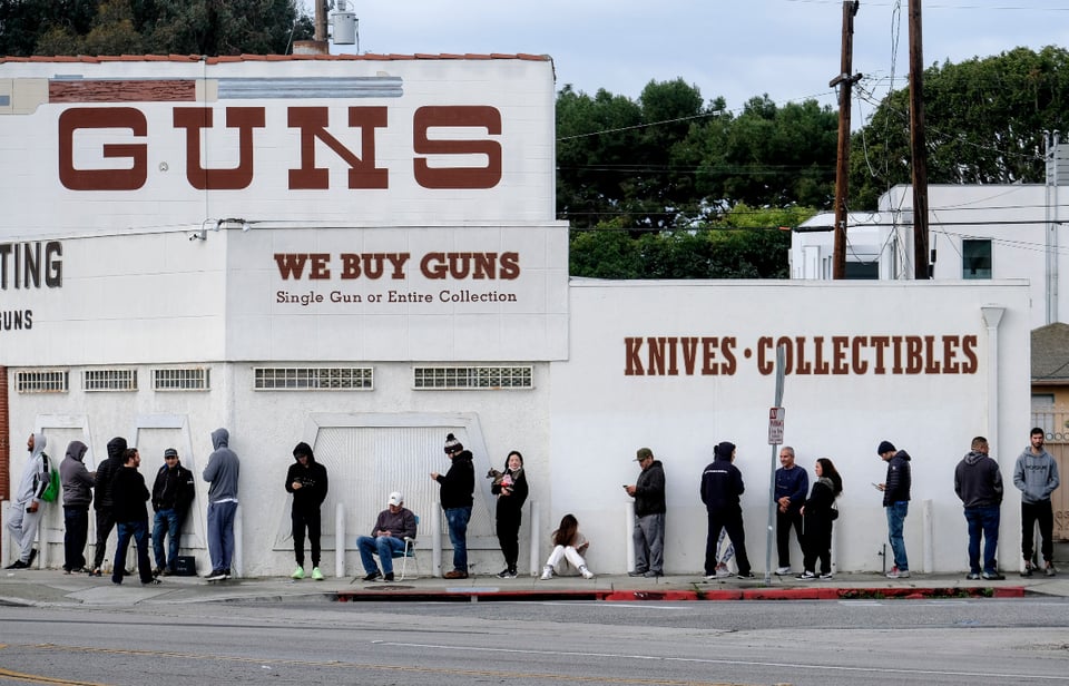 Armas, golf y marihuana son “esenciales” en Estados Unidos ante pandemia featured image