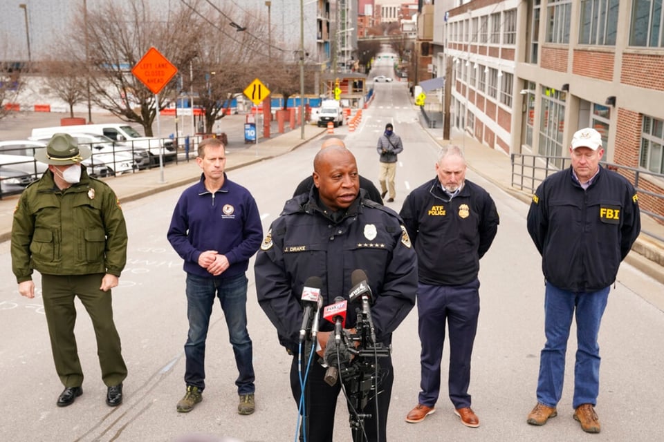 Revelan video de explosión en Nashville con un audio que pide evacuar featured image