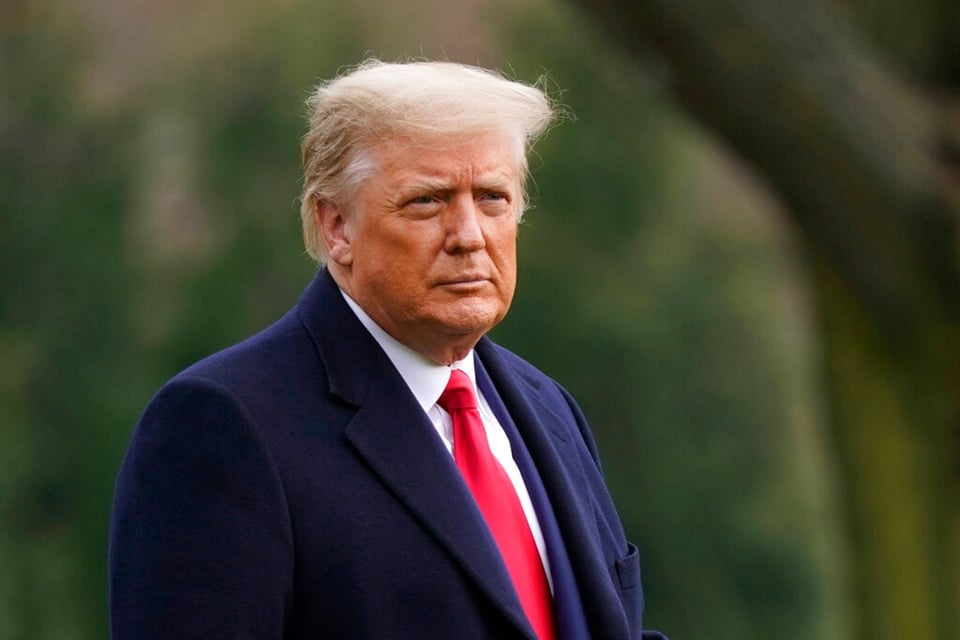 Ayudas por desempleo expiran en medio de rabieta de Trump por cheque