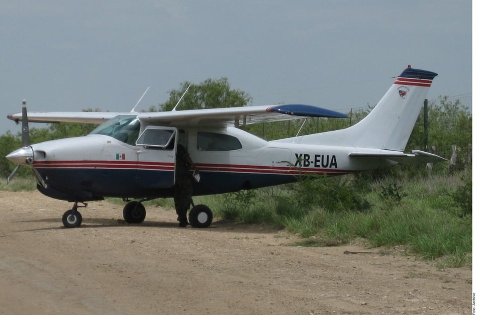 Mueren seis personas al desplomarse avioneta en Chihuahua, México (FOTO) featured image