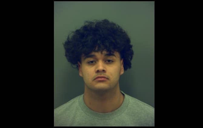 Texas: Joven hispano es acusado de homicidio en transacción de drogas
