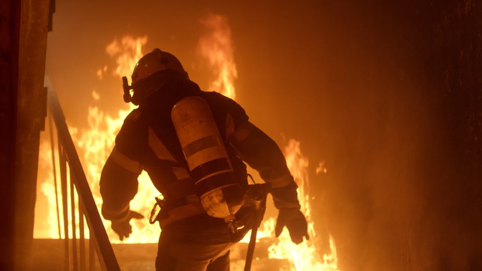 Explosión en Baltimore deja 23 heridos y dos trabajadores atrapados