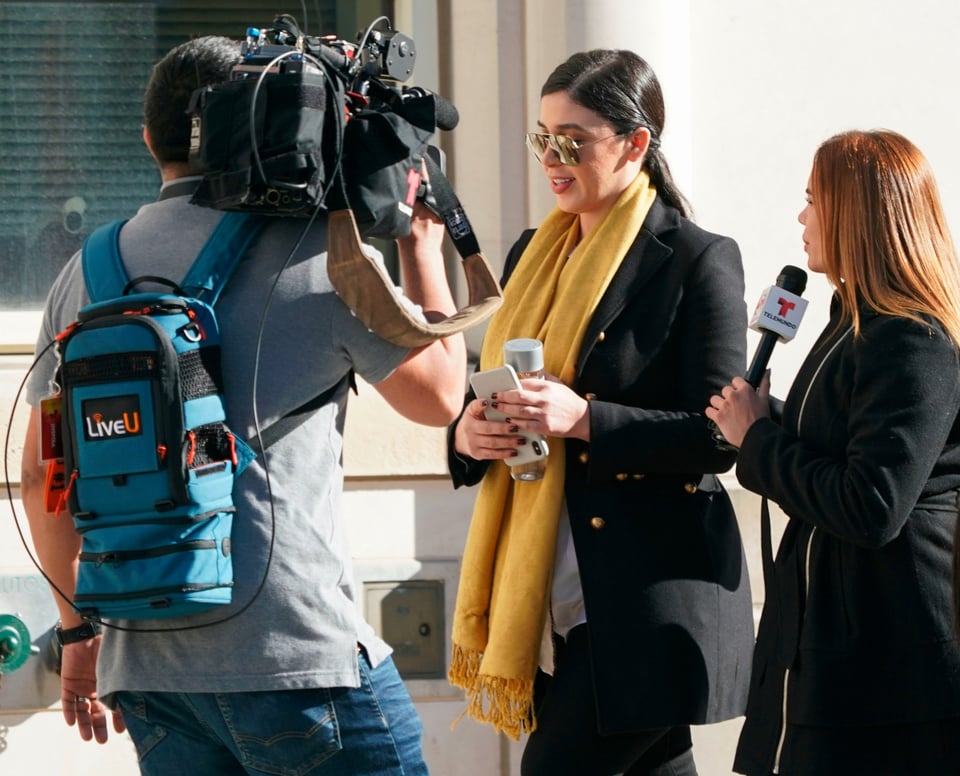Empresas aprovechan la fama de Emma Coronel, esposa del Chapo en Instagram y la llenan de regalos