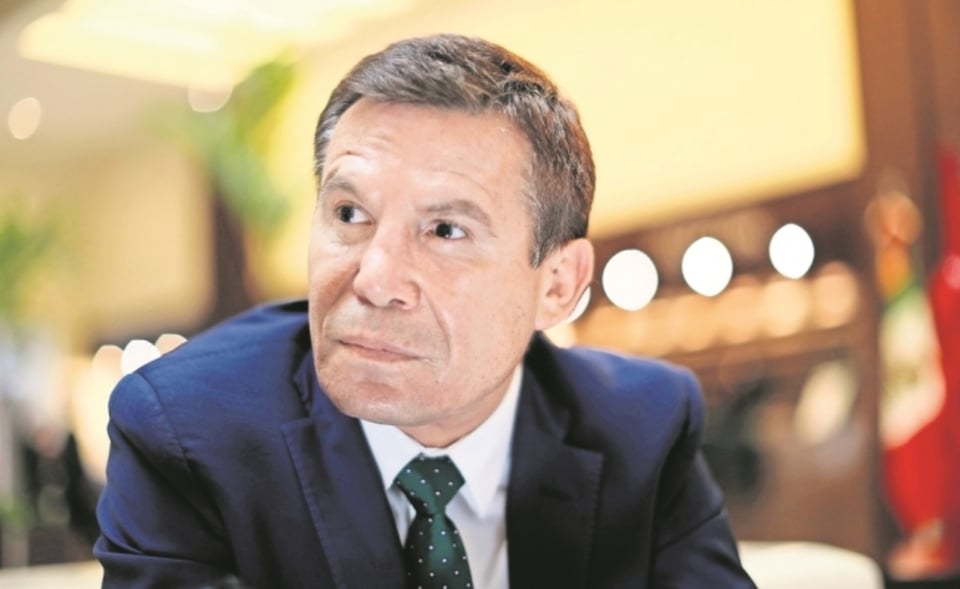 Travieso Arce y Julio César Chávez se dan con todo
