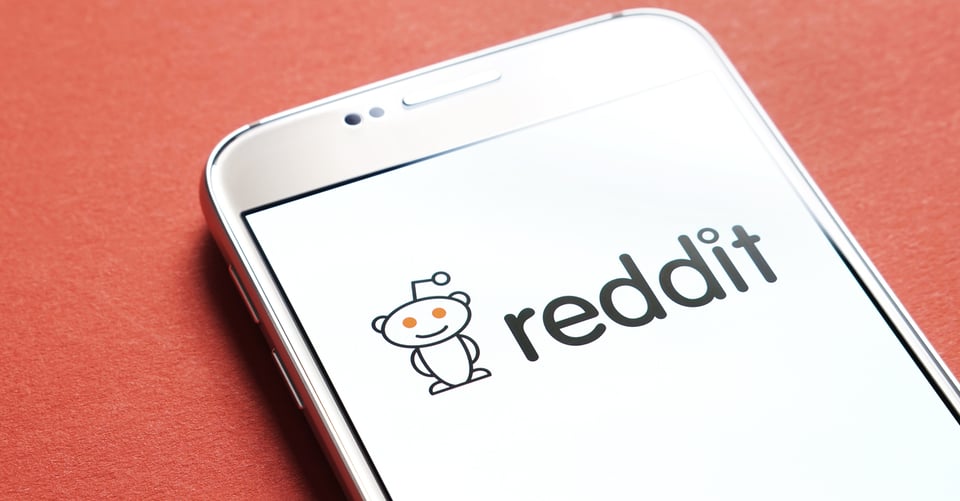 Reddit compra al rival de TikTok en busca de hacer competencia