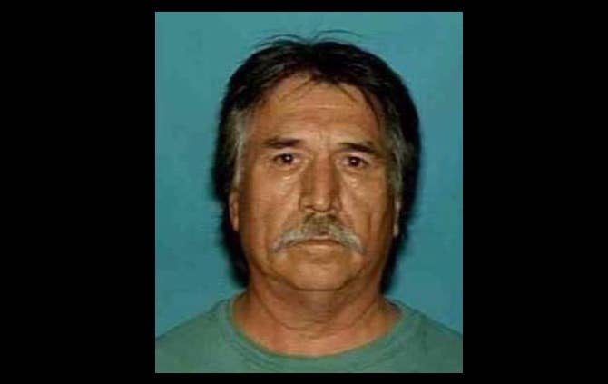 Texas: Hispano está fugitivo por dos casos de indecencia sexual con menores