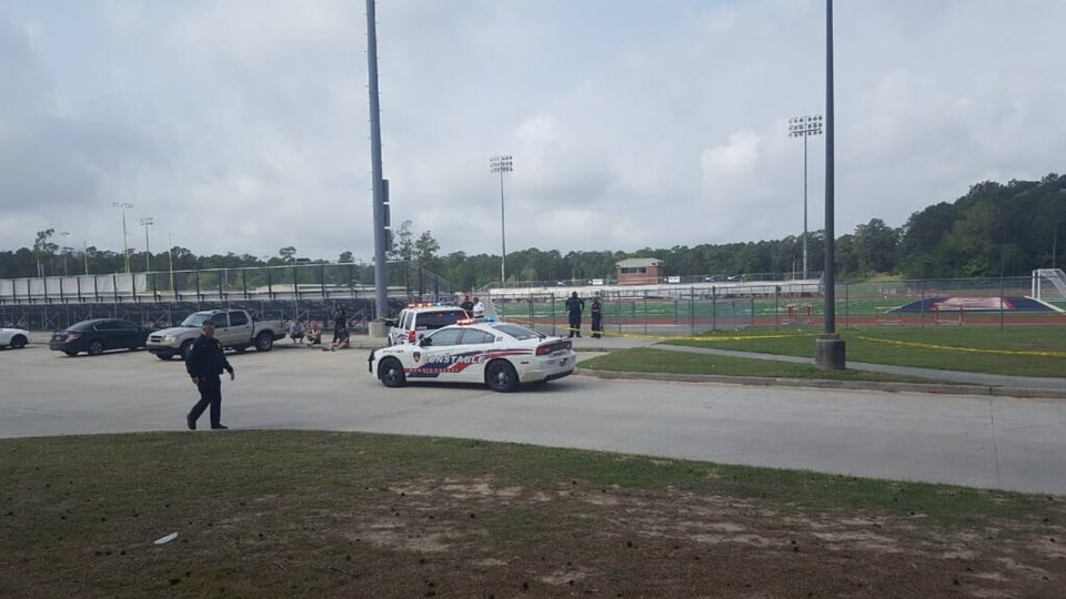 Texas: Juego de fútbol americano termina con un tiroteo entre jóvenes