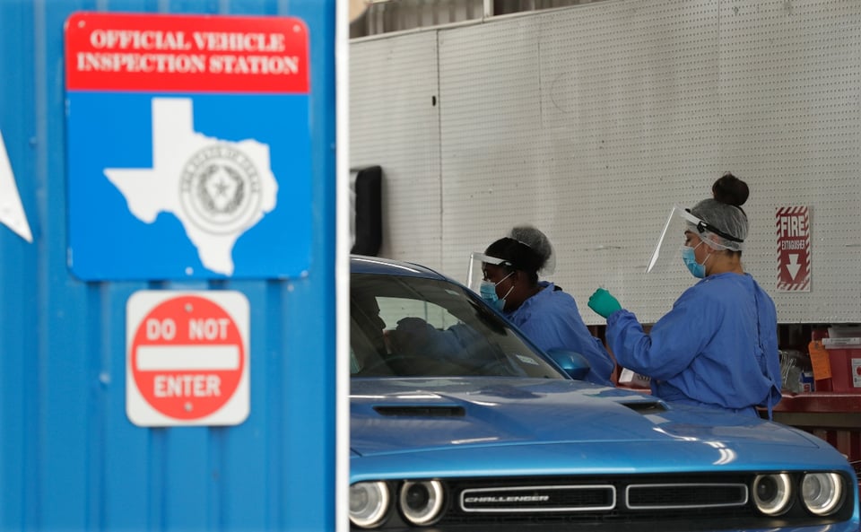 Confirman contagio de 85 bebés de coronavirus en Texas, piden a Greg Abbott revertir reapertura (FOTO)