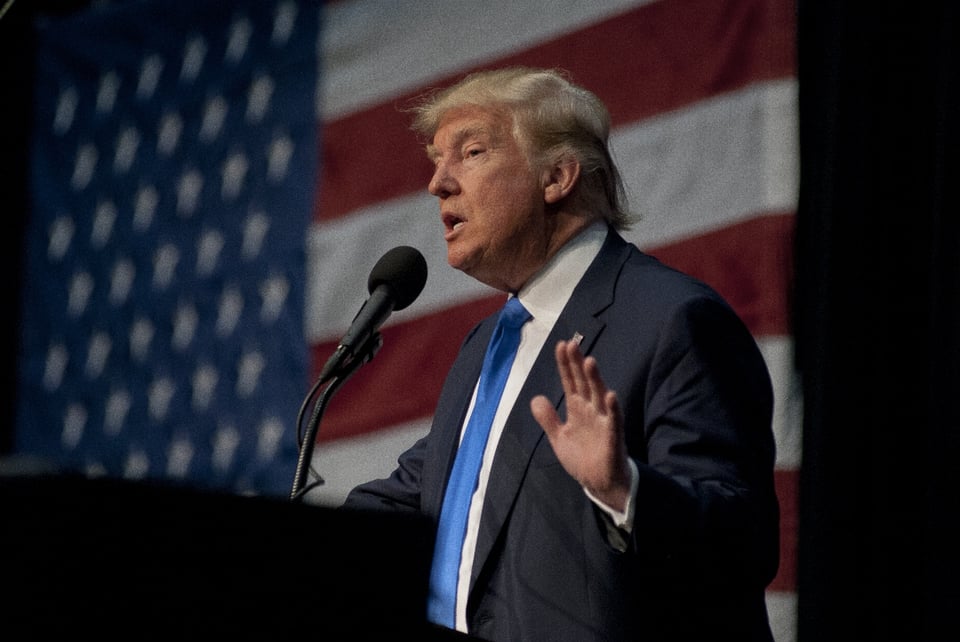 Trump anuncia que intervendría en demanda de Texas que alega presunto fraude electoral en 4 estados