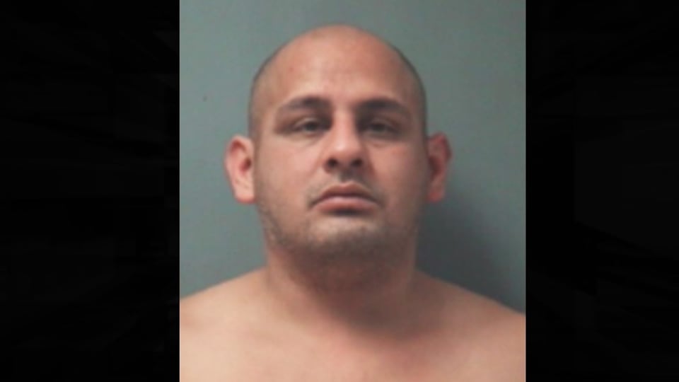 Detienen a hispano por el asesinato a balazos de una madre de familia featured image