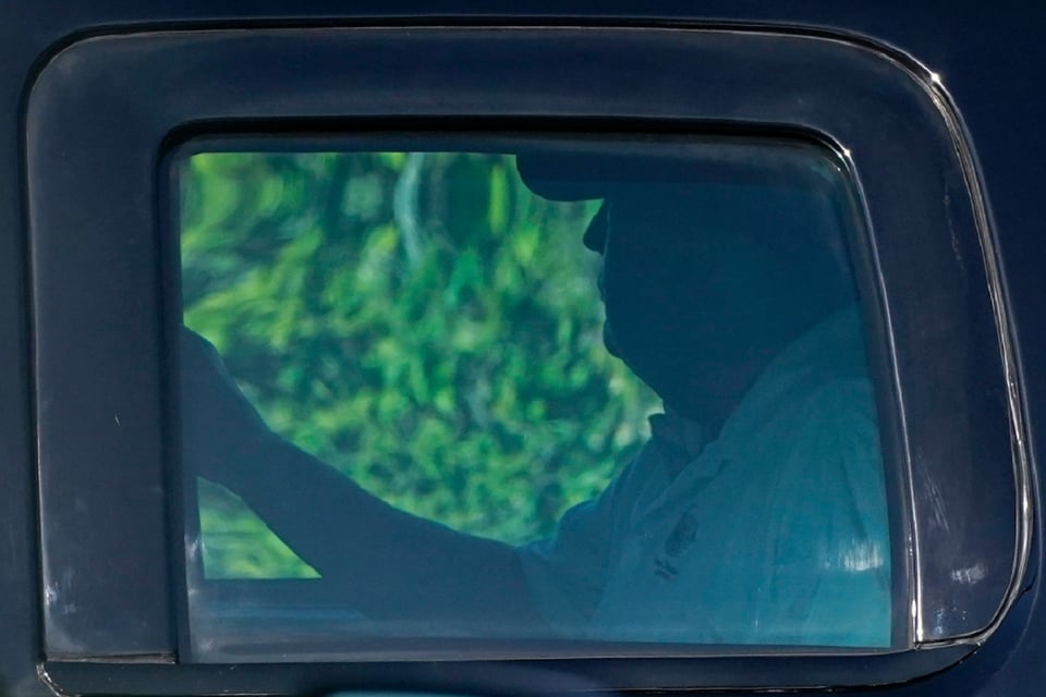 Trump regresa antes a Washington y deja plantada tradicional fiesta en Mar-a-Lago