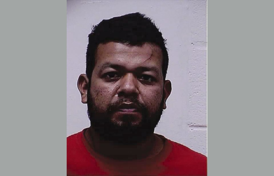 ICE detiene a hispano que acosó a mujer mientras grababa Tik Tok en su apartamento