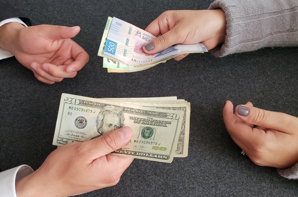 Peso mexicano 26 marzo se anota su tercera jornada ganadora