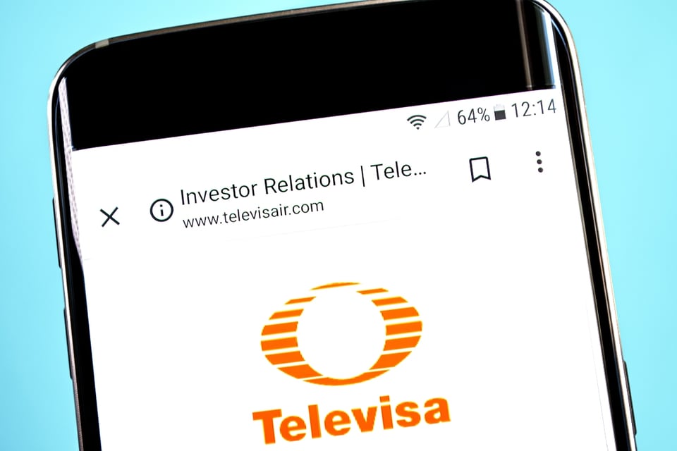 Aseguran que la actriz mexicana de telenovelas como ‘Rosa Salvaje’ y ‘Amores Verdaderos’, Renata Flores vive en la calle