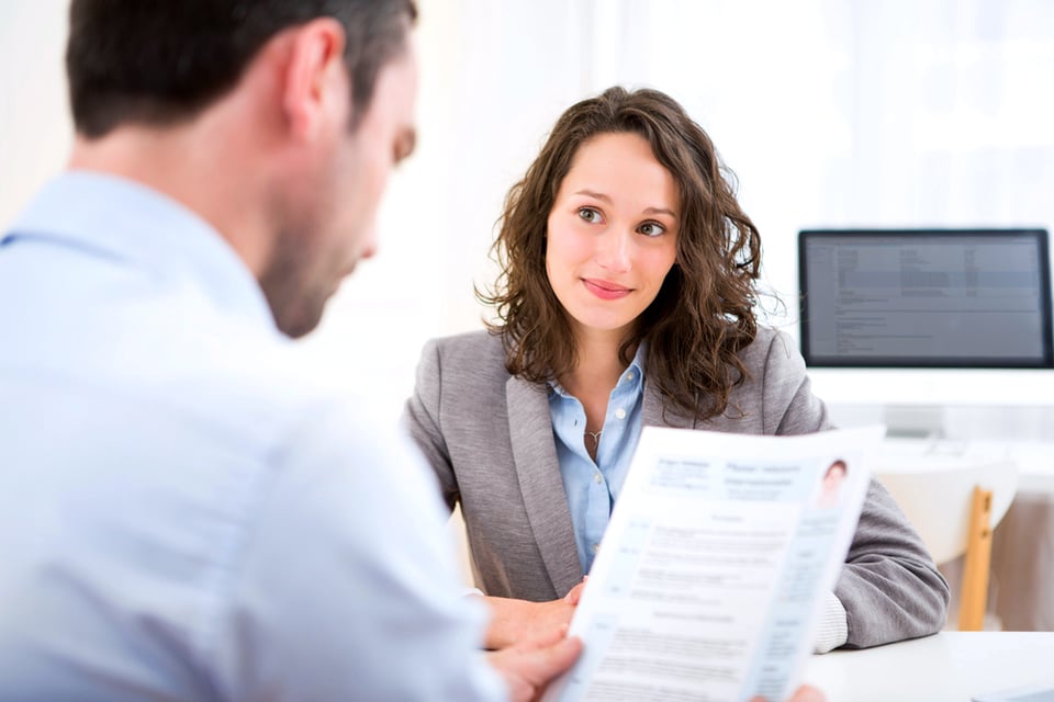 Entrevista de trabajo: Preguntas ilegales y tips para enfrentarlas (VIDEO) featured image