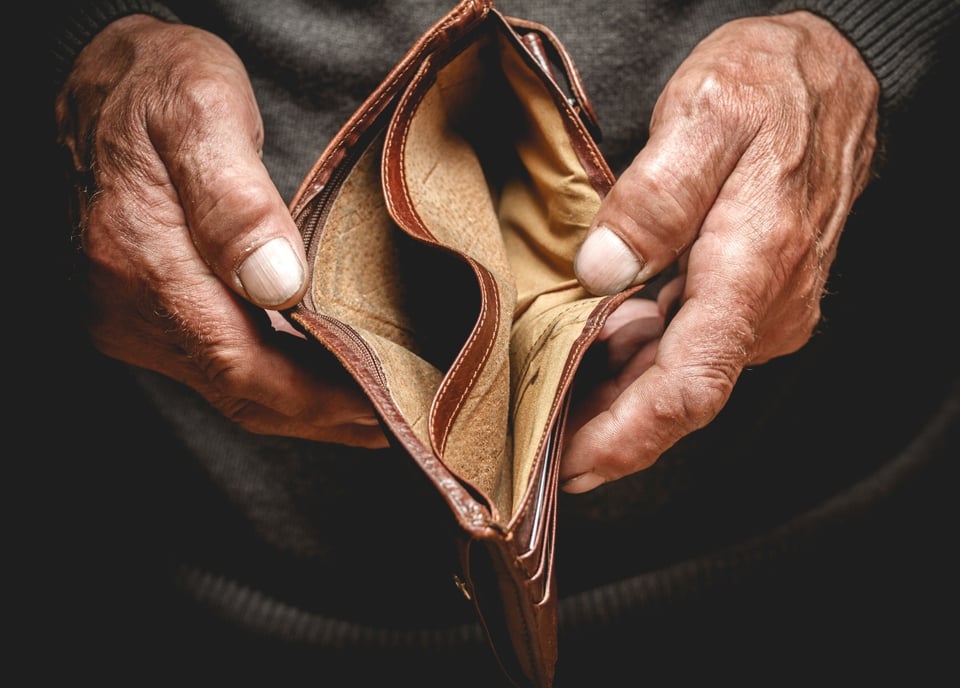 Un hombre y su familia ponen en venta sus riñones para poder pagar las deudas