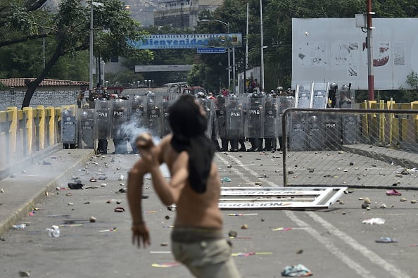 LO ÚLTIMO: Tensión en frontera Colombia-Venezuela; quinto militar se rebela contra Maduro