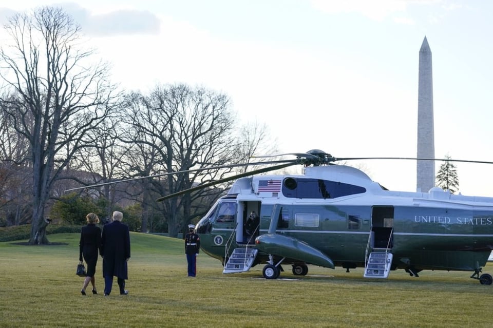 Trump deja la Casa Blanca por última vez como presidente de EE.UU.
