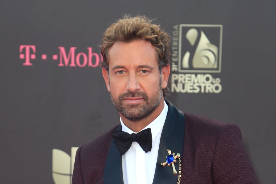 Gabriel Soto reaparece en redes sociales para dar mensaje de Año Nuevo