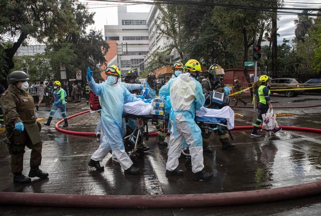 Incendio en hospital en Chile: Evacúan decenas de pacientes