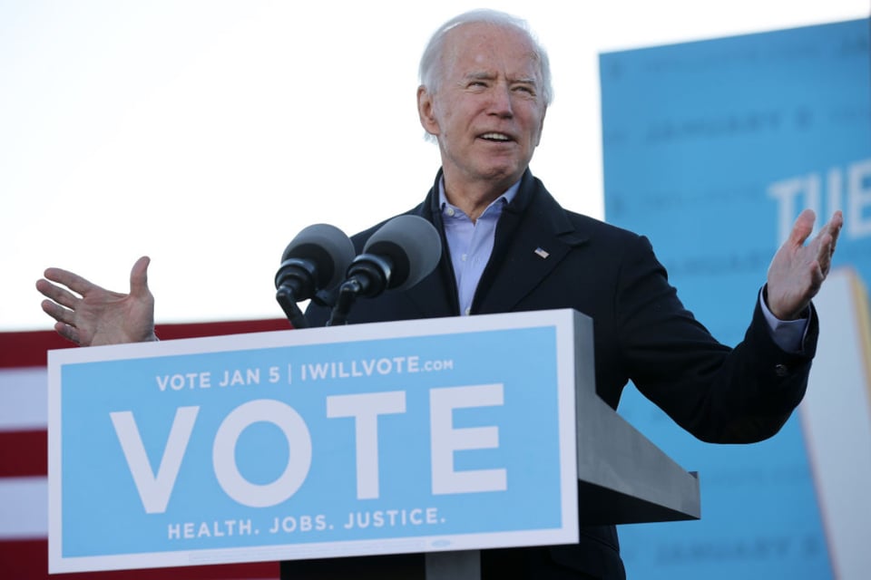 Biden promueve el cheque de $2,000 en Georgia