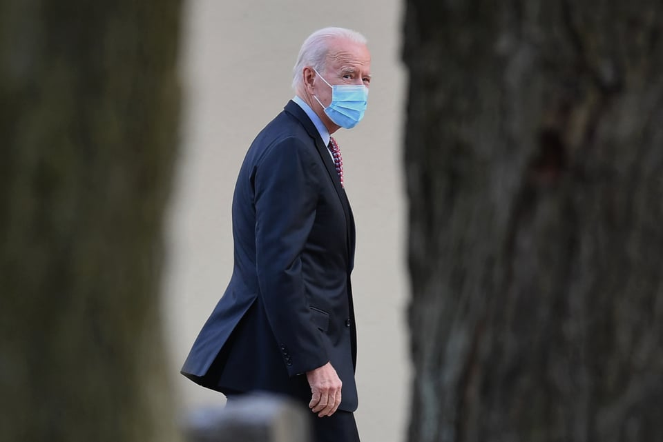 Foto revela lo que hace Joe Biden el domingo antes de su inauguración