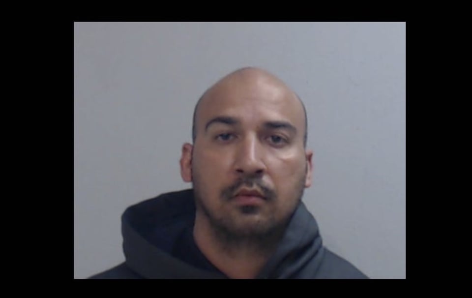 David Rodríguez Saldívar, agente de la Migra, detenido por armar escándalo