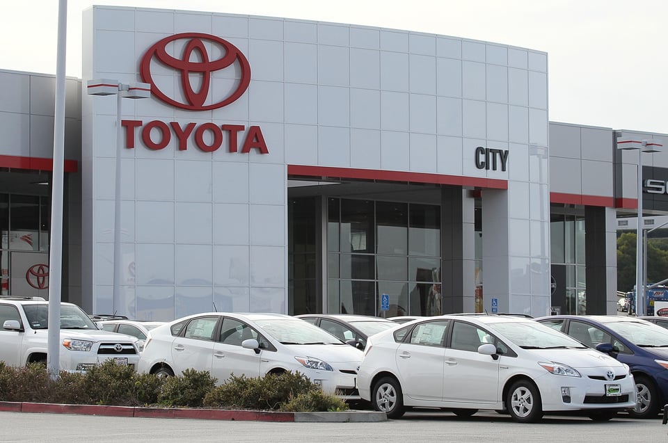 Toyota Prius, Toyota Prius HEV, 2023-2024, Recall, Estados Unidos