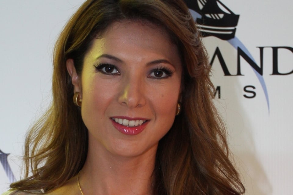 ¿El Temerario en mujer? Priscila Ángel, esposa de Gustavo Ángel, impacta con foto junto a su hija; idénticos (FOTO)