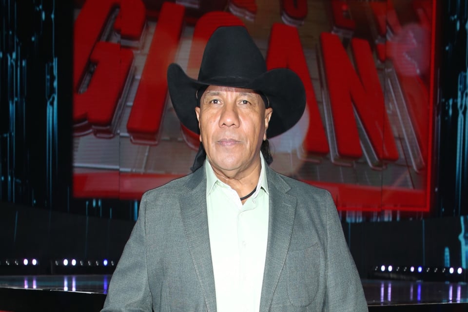 Lupe de Bronco, Ramón Ayala y Beto Zapata de Pesado de luto por la muerte de Lupita Elizondo