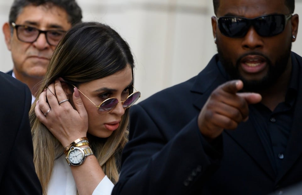 Seguidores de Emma Coronel, esposa del Chapo, ‘se quejan’ de su encarcelamiento en su última foto de Instagram featured image