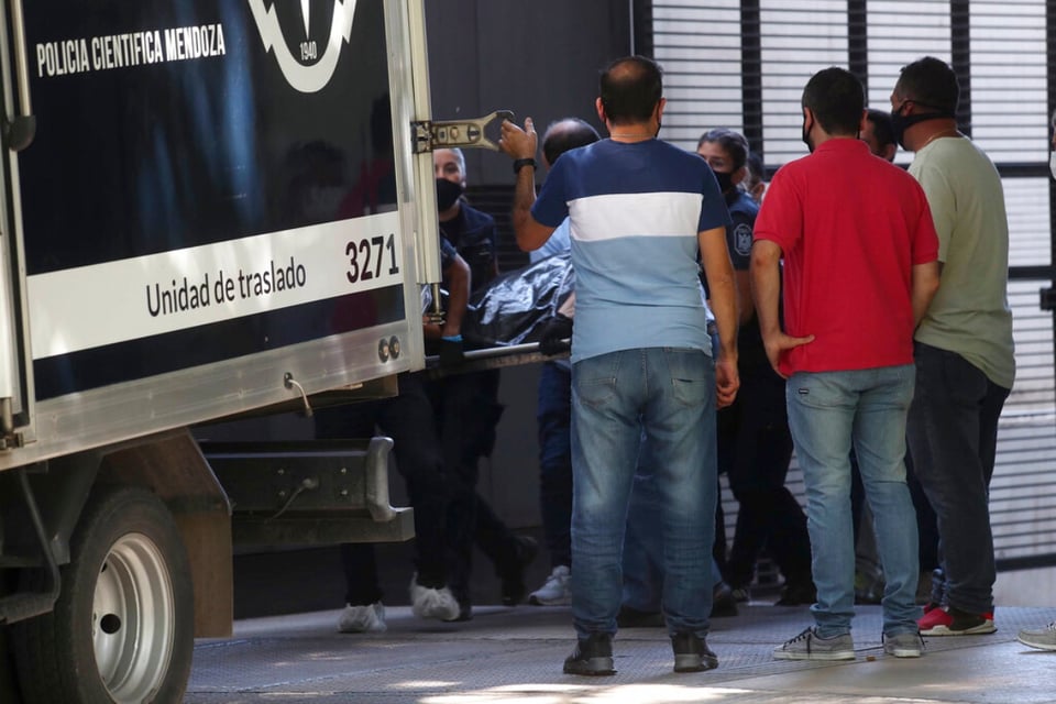Hallan muerto en su cama junto a un arma al futbolista Santiago «Morro» García