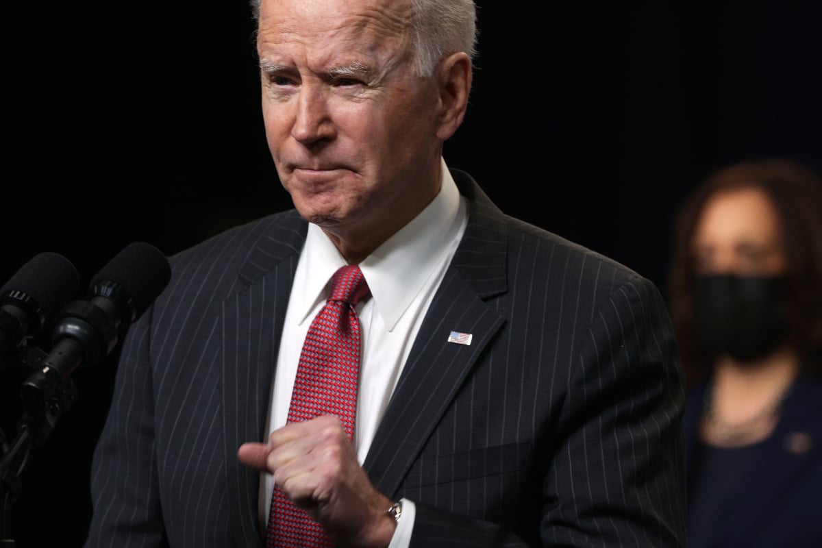 Comité de la Cámara de Representantes aprueba estímulo de Biden