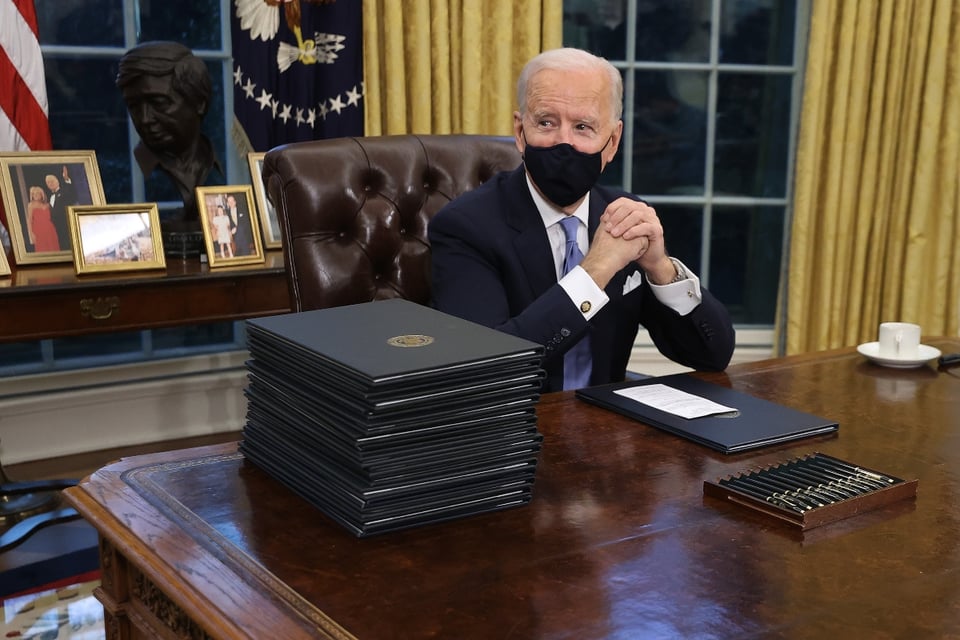 Biden cancela la orden de emergencia de Trump utilizada para construir el muro fronterizo