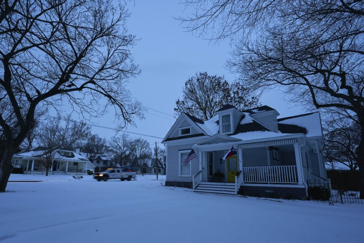 Las apocalípticas imágenes de la feroz tormenta invernal en Texas