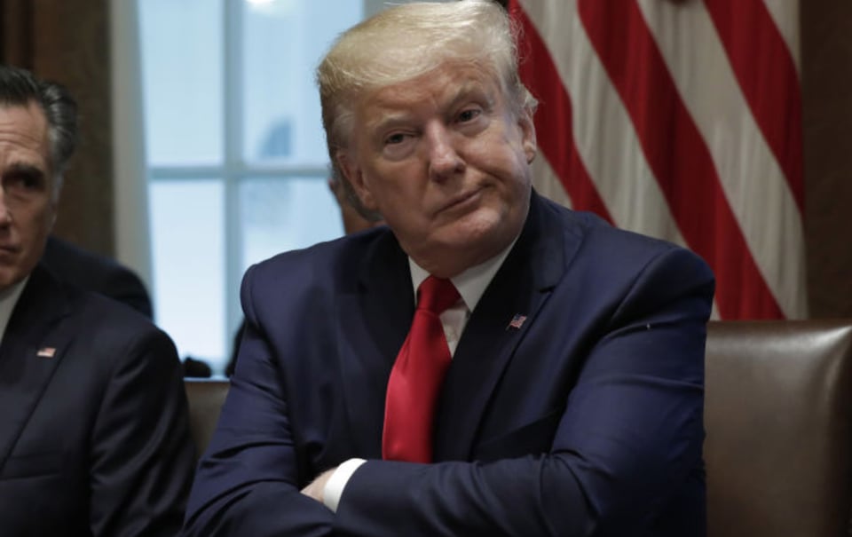 Trump se niega a testificar bajo juramento en segundo juicio político featured image
