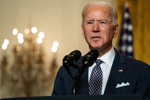 Biden firma declaración de desastre que brindará más ayuda a Texas y Oklahoma