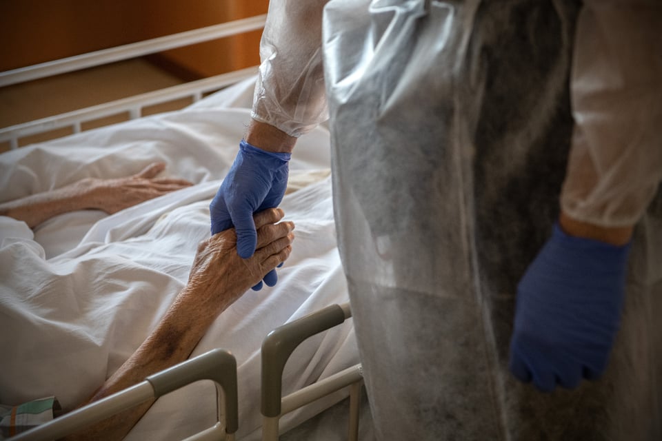 Tras 50 años juntos, pareja hispana fallece el mismo día por coronavirus (FOTOS)