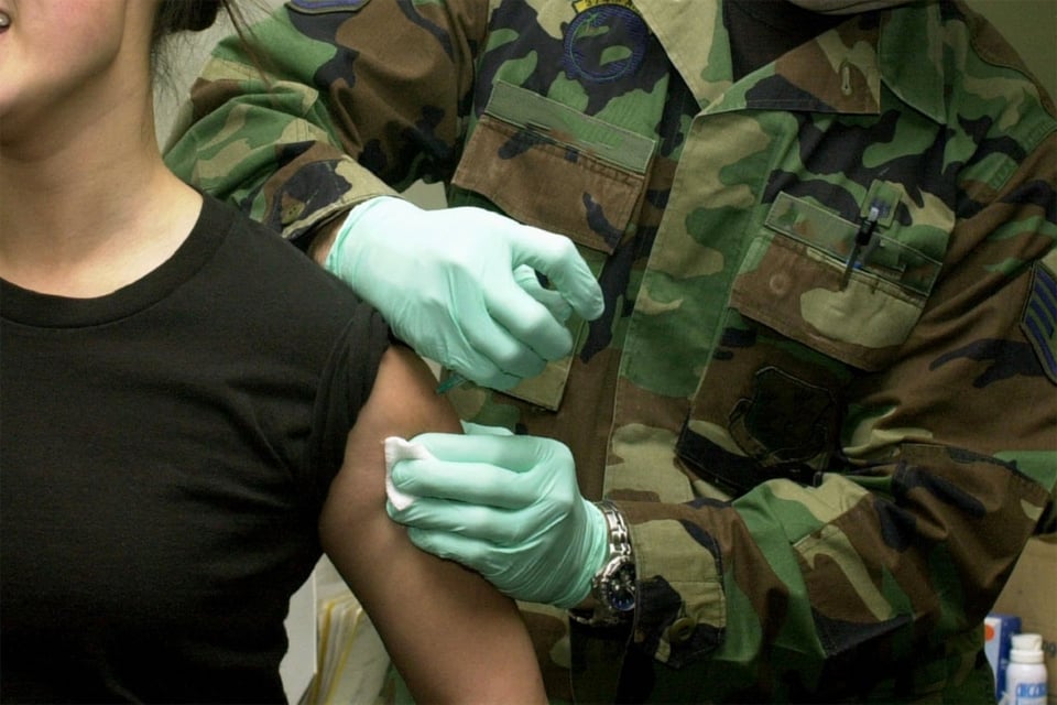 El Pentágono de EE.UU. autoriza que más de 1.000 militares apoyen el plan de vacunación contra el coronavirus