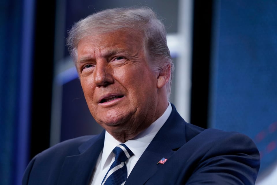 Trump transfirió dinero de su campaña a su negocio privado tras perder elección, según Forbes featured image