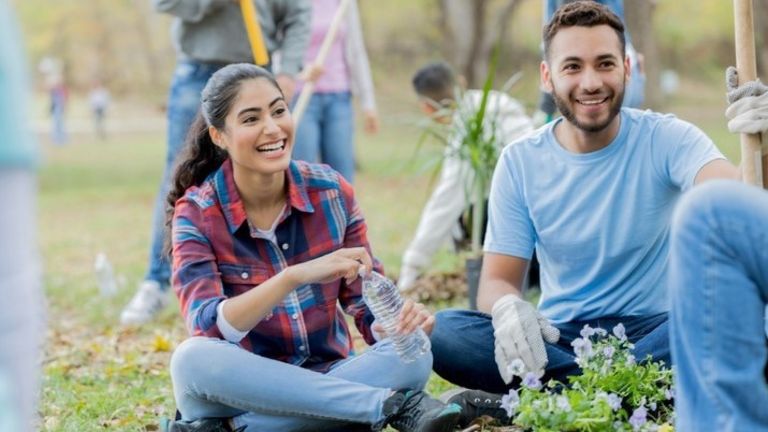 Voluntariado, organizaciones locales, servicio comunitario, proyecto, amigos