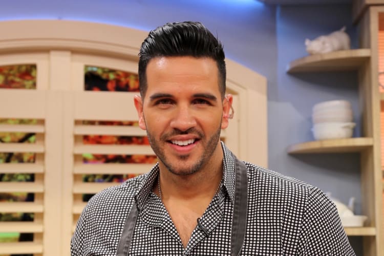 Muere mamá del Chef Yisus y Despierta América manda sus condolencias