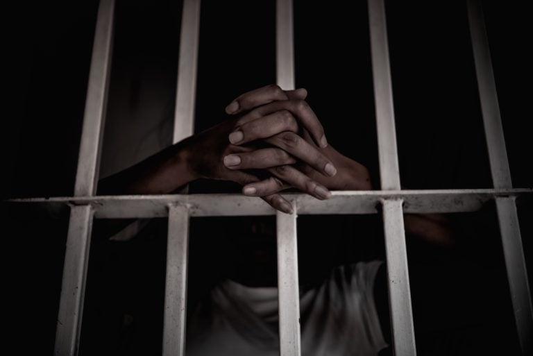 Hallan culpable a chofer escolar acusado de abusar de niña de 15 años (FOTO)