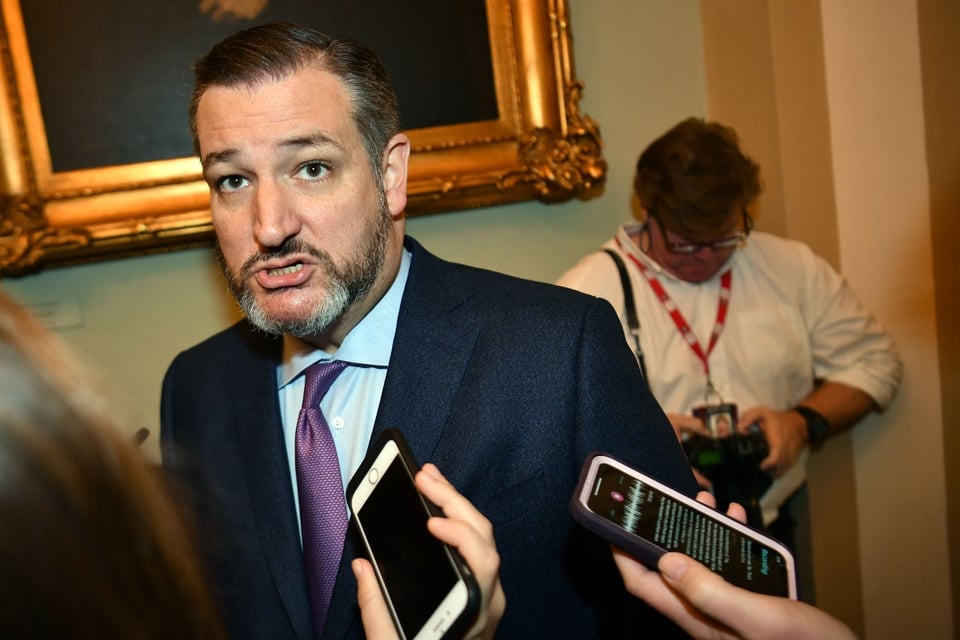 Ted Cruz recauda dinero, pero con propósito que ofende a muchos