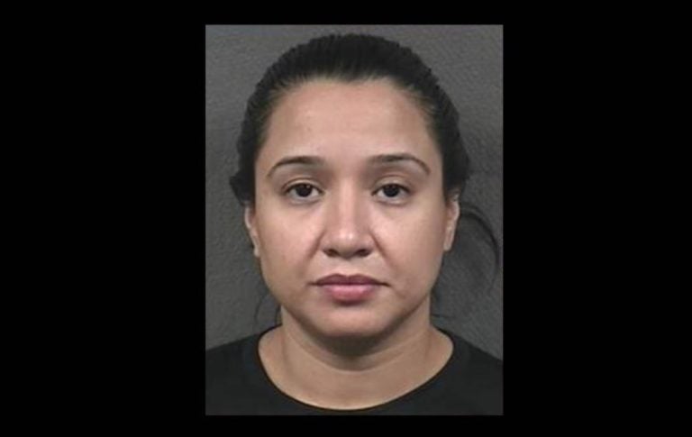 Julissa Díaz, expolicía, es condenada por robo y tráfico de cocaína (FOTOS)