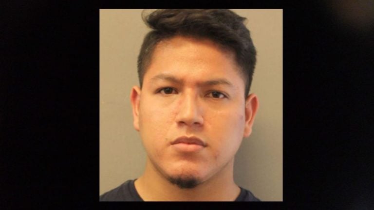 Kevin Quinteros es detenido por protagonizar una carrera ilegal de autos con sus dos hijos