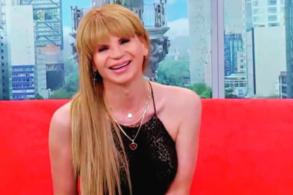 ¡La carta de la muerte! Mhoni Vidente predice qué pasará con la familia Guzmán tras escándalo de Frida Sofía (VIDEO) featured image