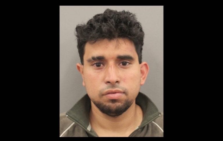 Sadis Martínez Ortez es acusado de matar a un inmigrante de Colombia