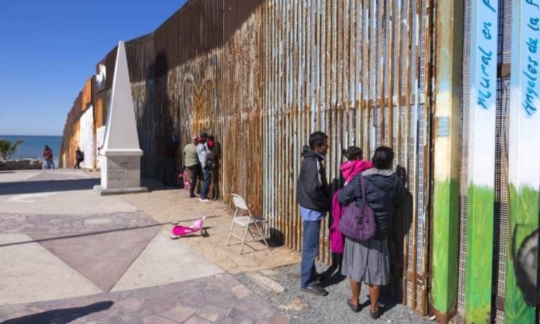 ¡Se le rebela! El gobernador de Arizona arremete contra el presidente Biden por lo que hace en la frontera