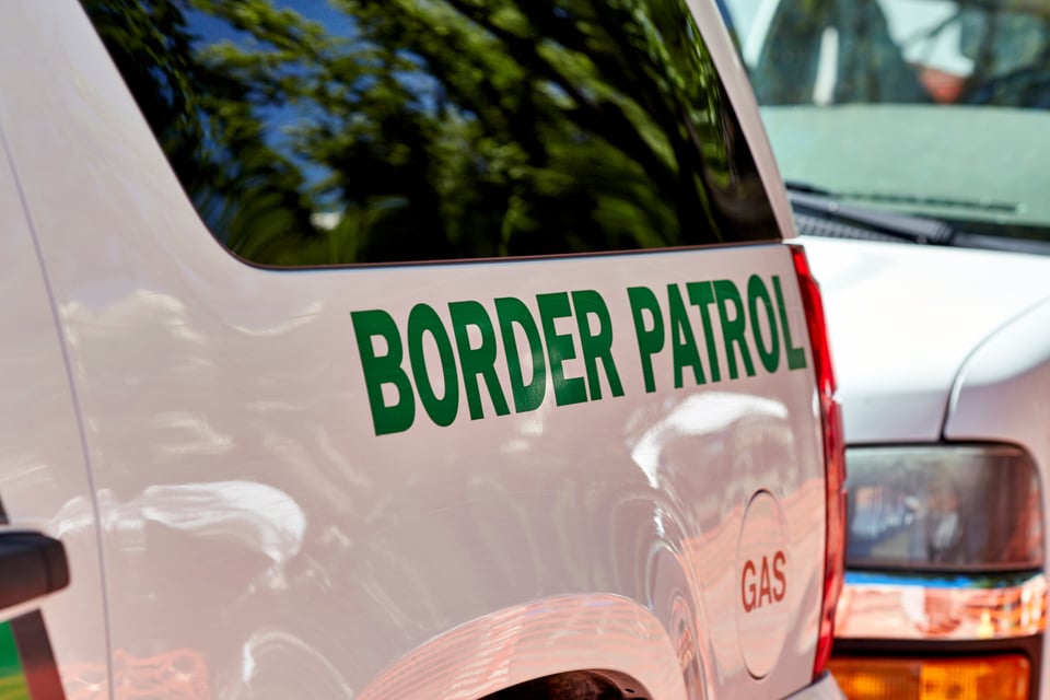 CBP descubre inmigrantes en casa de seguridad (FOTO) featured image